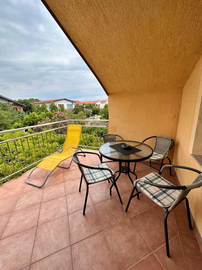 Apartments Novoselic Vir Zewnętrze zdjęcie