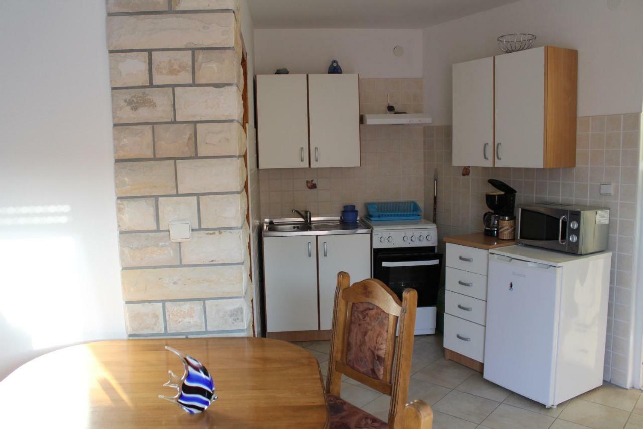 Apartments Novoselic Vir Zewnętrze zdjęcie