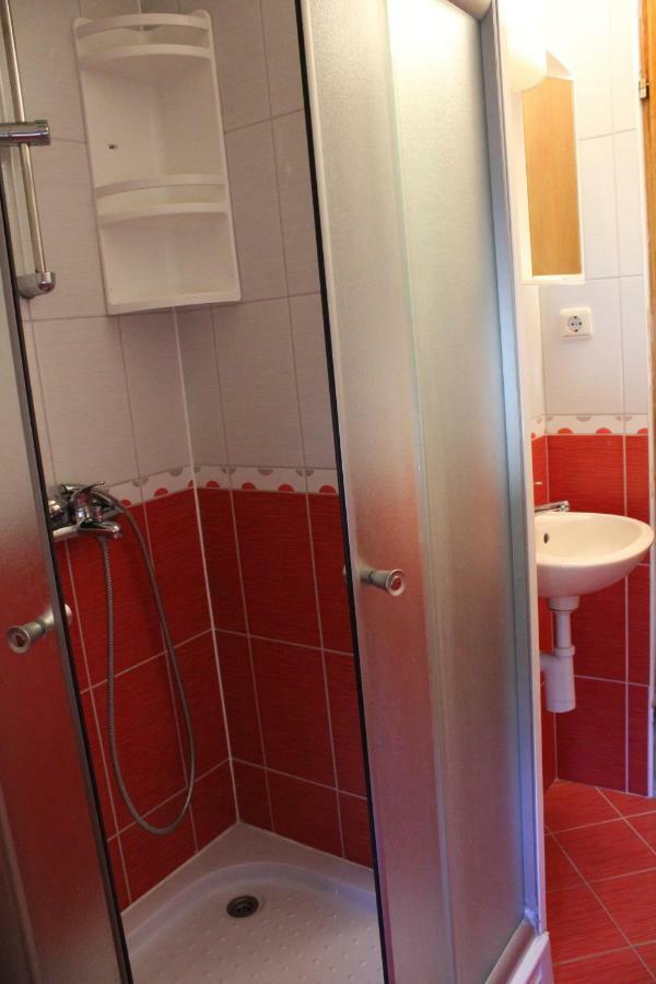 Apartments Novoselic Vir Zewnętrze zdjęcie