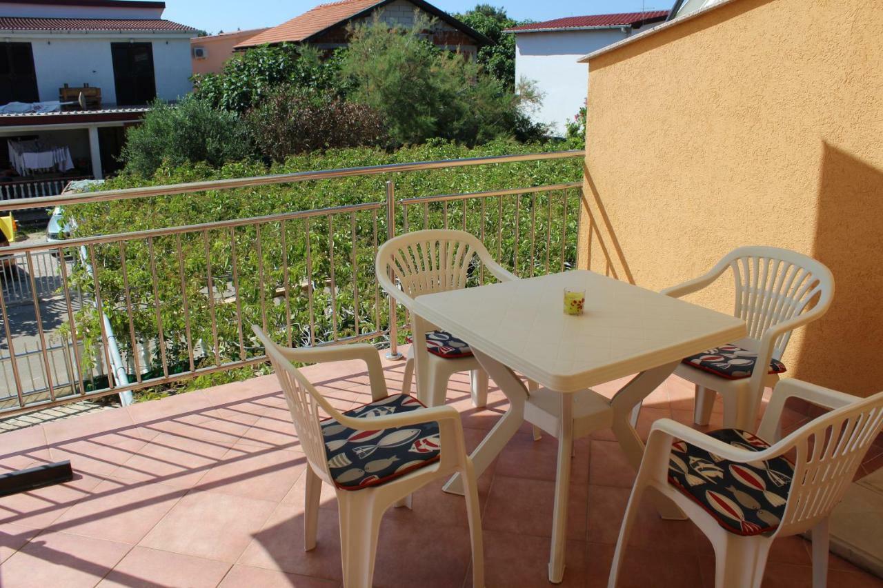 Apartments Novoselic Vir Zewnętrze zdjęcie